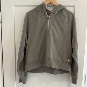 Vuori Restore Half Zip Hoodie Size Large
